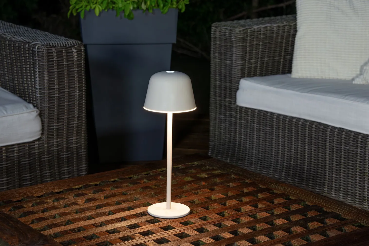 VÄLIS LAUALAMP LEDVANCE ENDURA LED USB 2,50W HALL