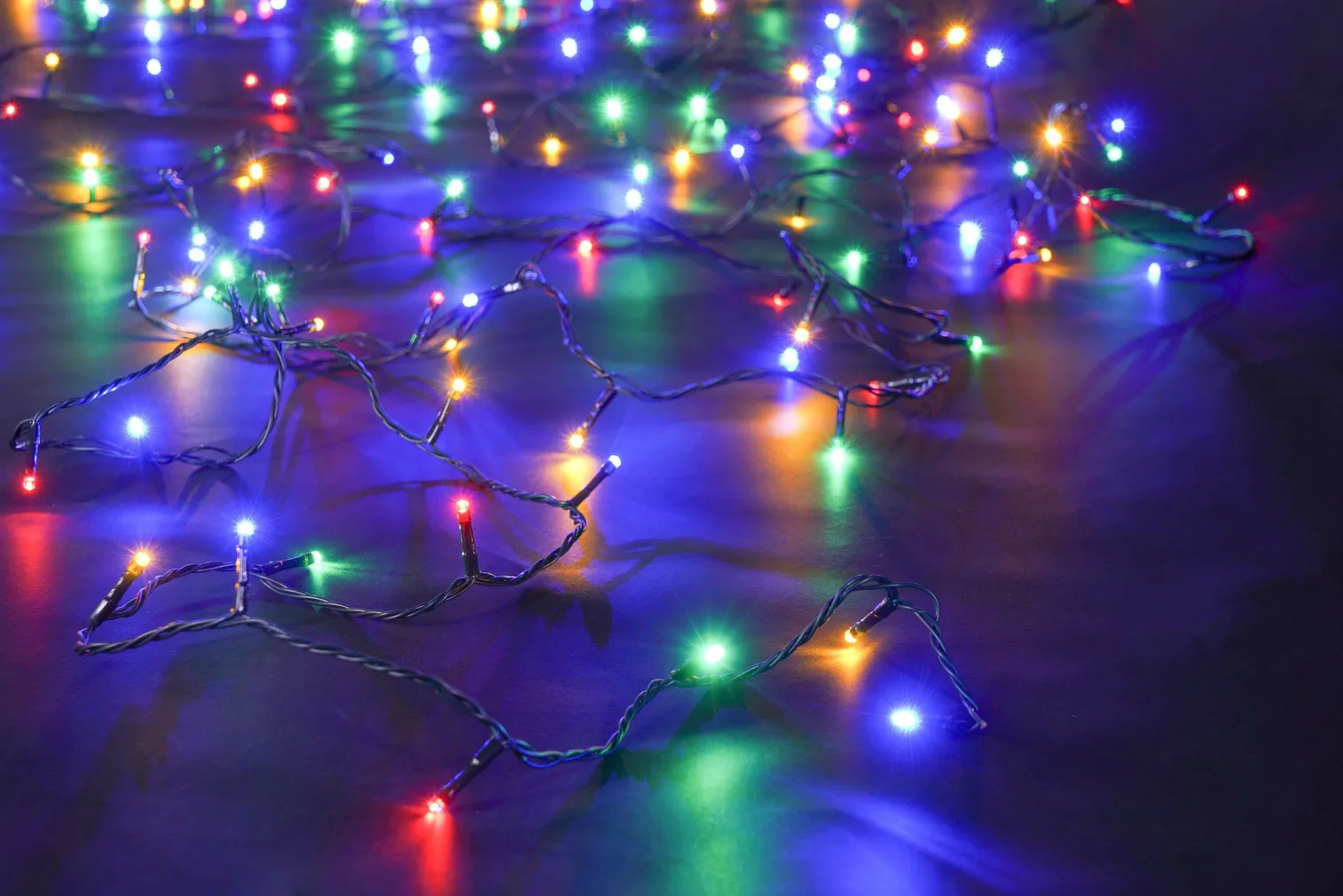 JÕULUVALGUSTUS 300LED 29,9M MITMEVÄRVILINE MOBIILIRAKENDUSEG