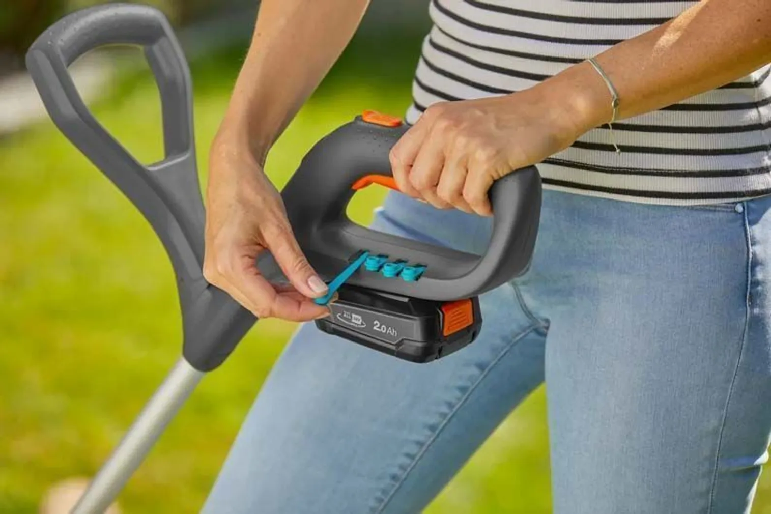 MURUTRIMMER GARDENA SMALLCUT 23/18V P4A, ILMA AKU JA LAADIJATA