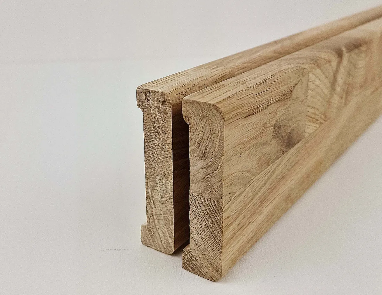 UKSEPIIRDELIIST LAMELA TÄISPUIT TAMM, SÕRMJÄTKATUD 20X80MM 2,4M