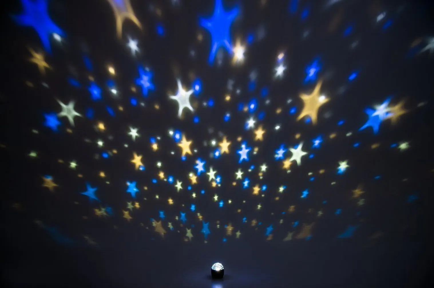 DEKORATIIVVALGUSTI LED KUU JA TÄHED, PÖÖRLEV