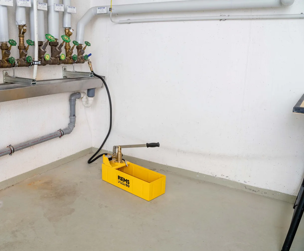 KÄSISURVESTUSPUMP REMS PUSH 60