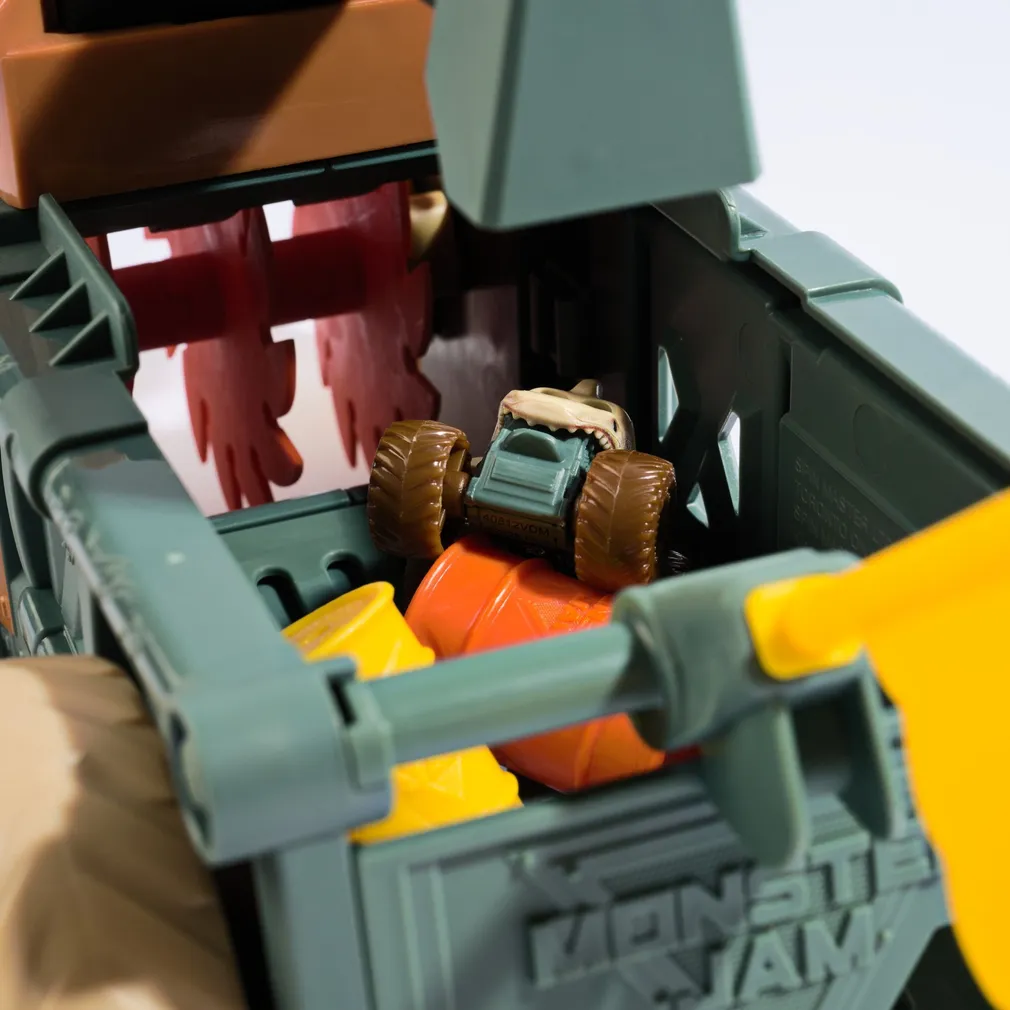 MÄNGUKOMPLEKT MONSTER JAM MAD HOG CHOMPER