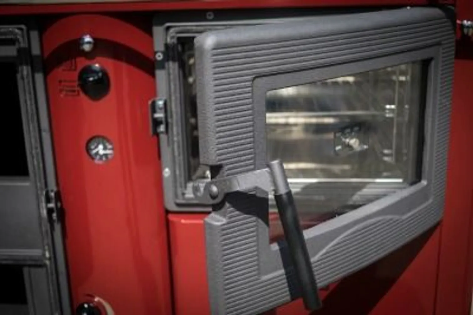 KESKKÜTTEPLIIT TEMY PLUS P 20 PUNANE VASAKUKÄELINE 20KW