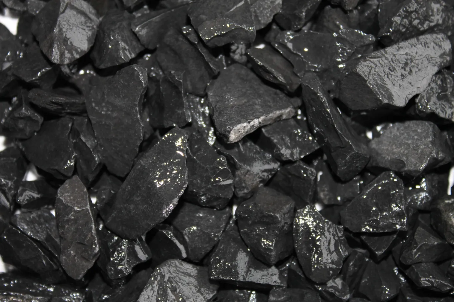 DEKORATIIVKILLUSTIK MUST 8-16 25KG