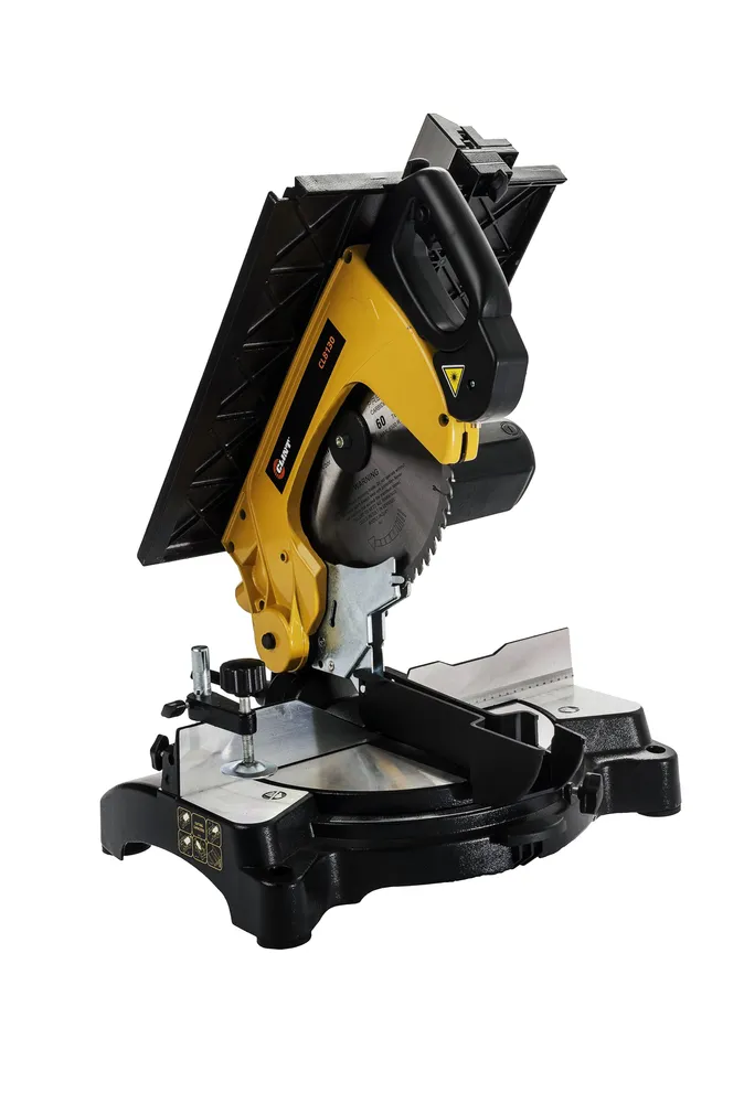 NURGA- JA PLATESAAG CLINT CL8130