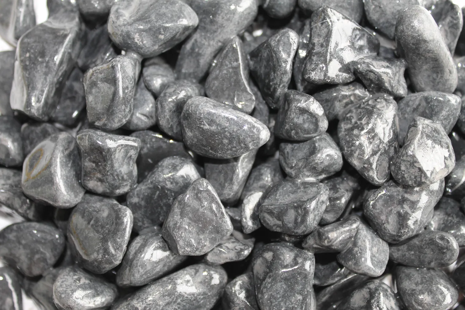 DEKORATIIVKIVID MUST 15-25MM 20KG