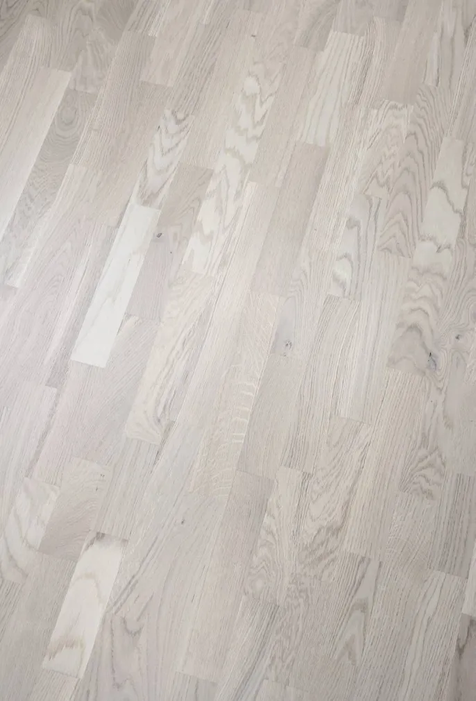LAUDPARKETT BALTIC WOOD 13,3MM TAMM COTTAGE 3-LIPPI VALGE MATT LAKK