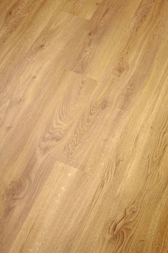 LAMINAATPARKETT SWISSKRONO NOBLESSE LUCERNE TAMM 8MM KL.32 1-LIPP