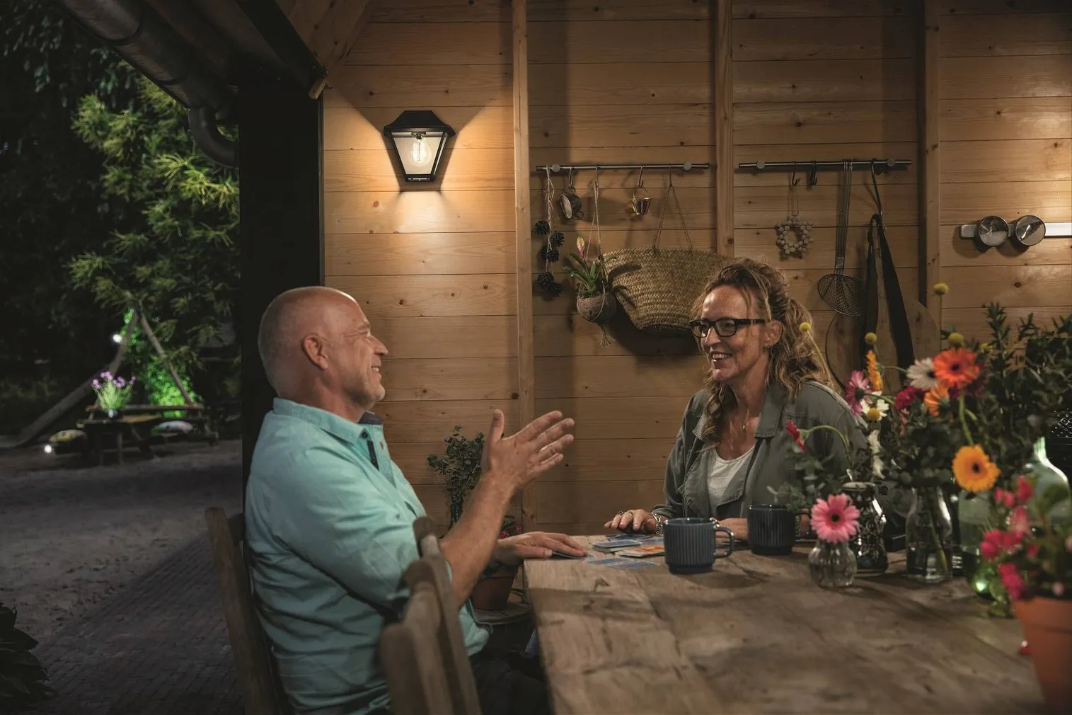 FASSAADIVALGUSTI PHILIPS ALPENGLOW MUST E27 IP44 