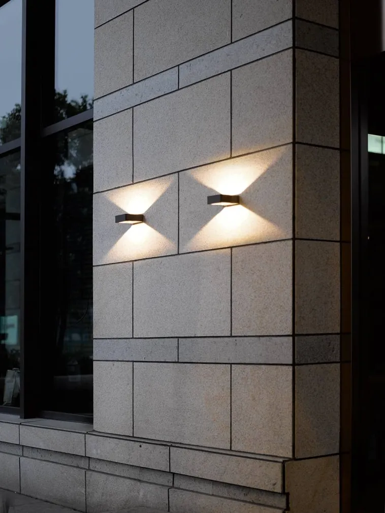 FASSAADIVALGUSTI RENO 1X4,5W LED IP54