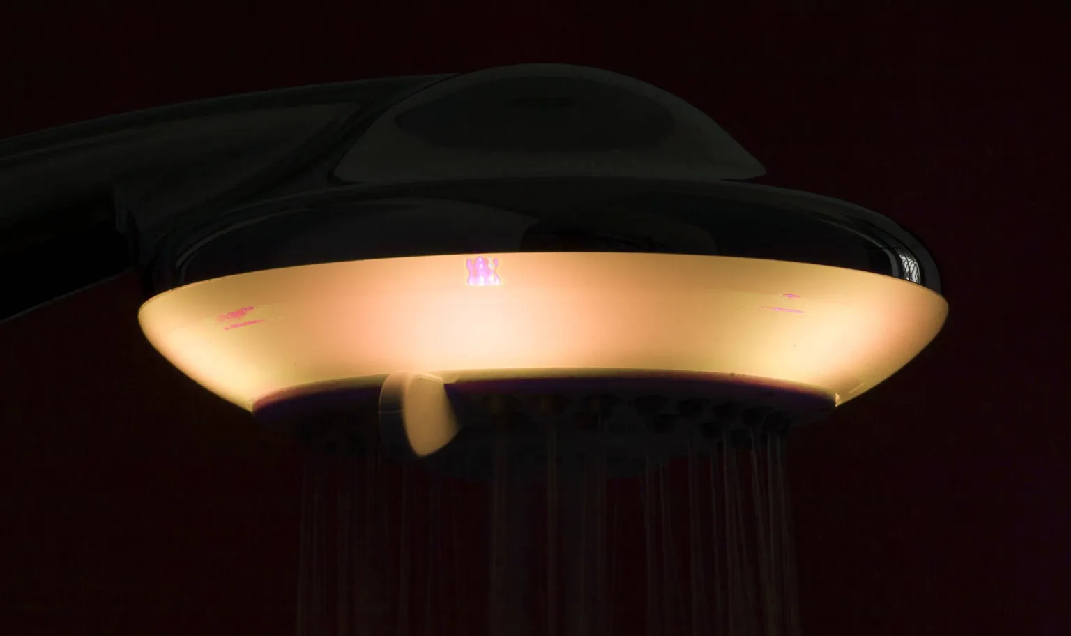 DUŠIOTSIK LUMEN 5-FUNKTS. LED VALGUSTUS 406-90