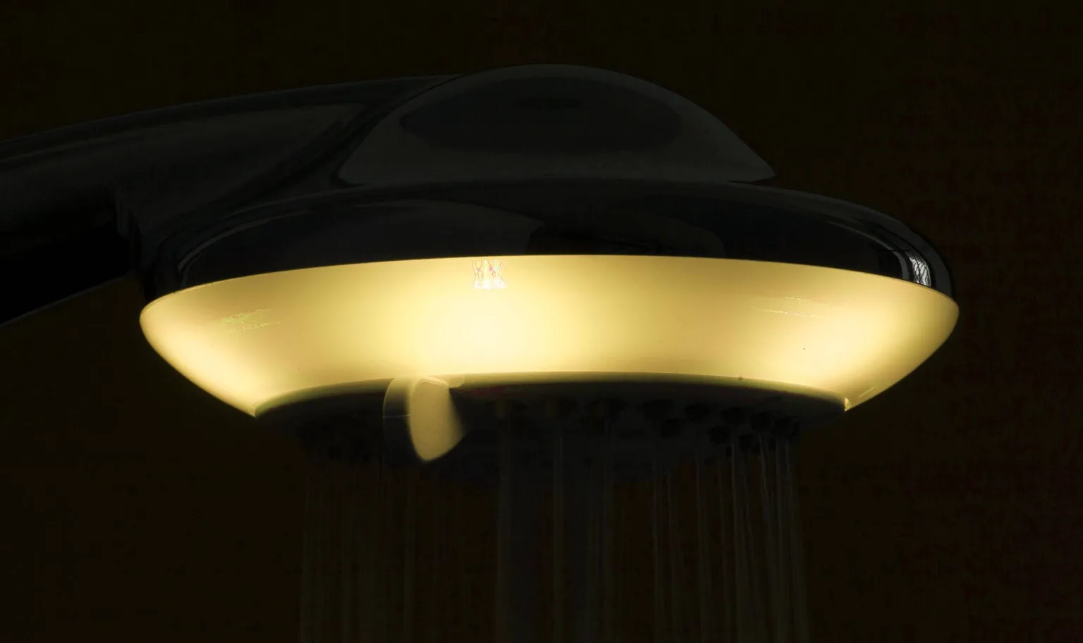 DUŠIOTSIK LUMEN 5-FUNKTS. LED VALGUSTUS 406-90