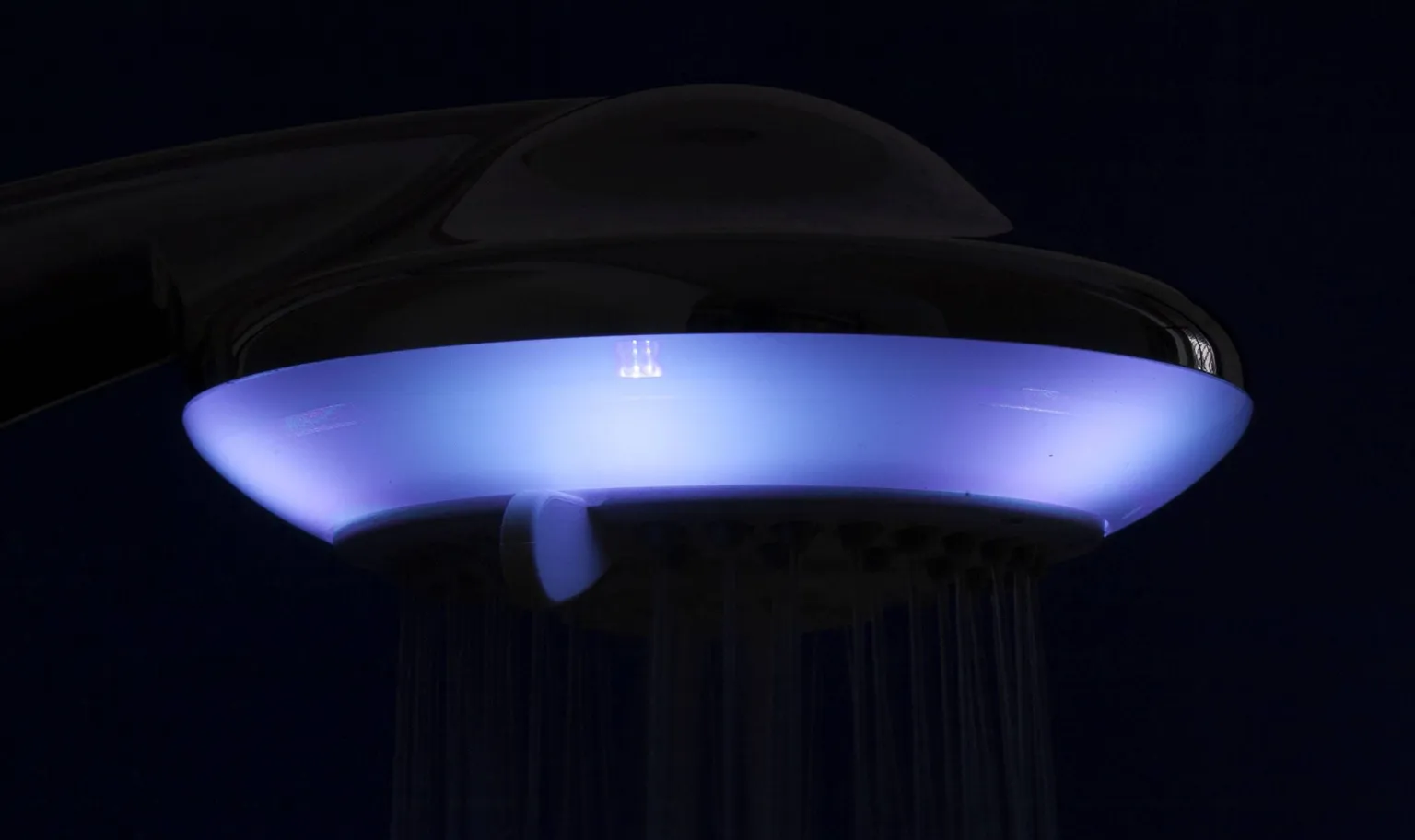 DUŠIOTSIK LUMEN 5-FUNKTS. LED VALGUSTUS 406-90