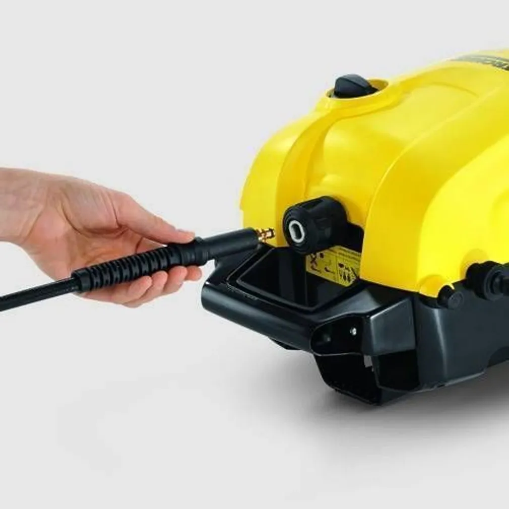 SURVEPESUR KÄRCHER K 4 COMPACT