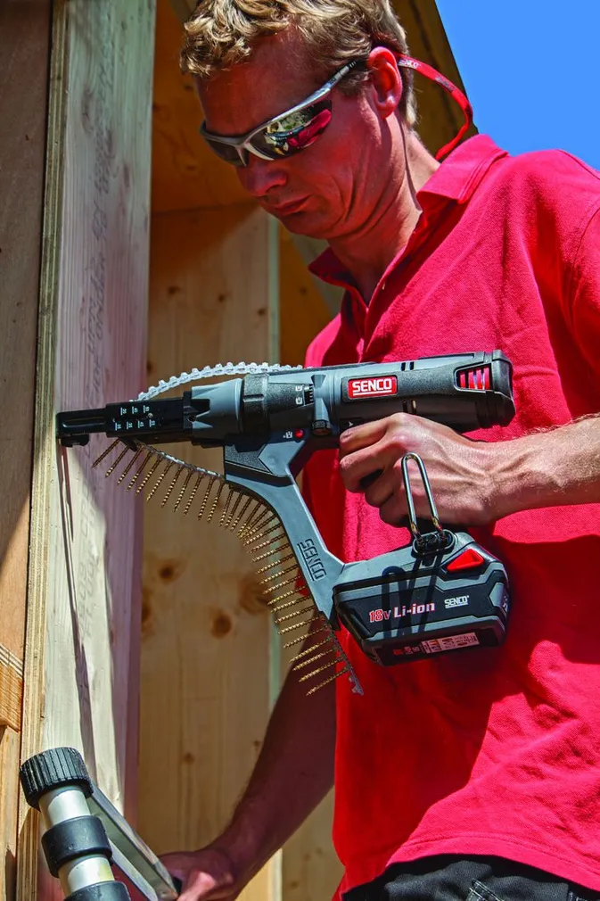 AKUKRUVIAUTOMAAT SENCO DS5550 18V 2X3,0AH 25-55MM