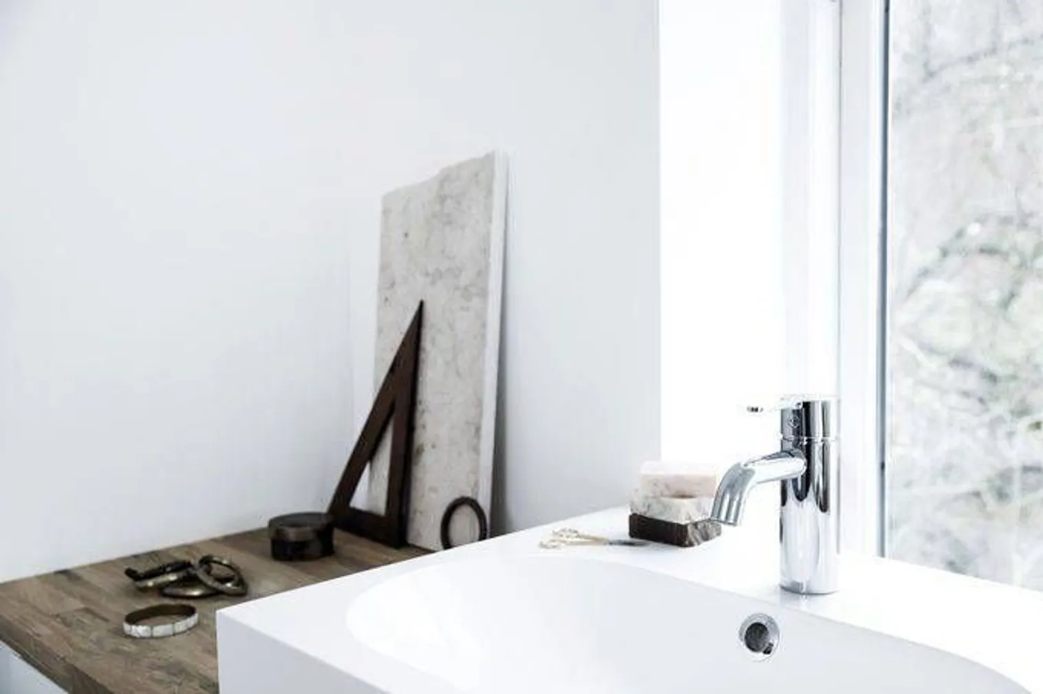 VALAMUSEGISTI DAMIXA SILHOUET S 7482100 KROOM