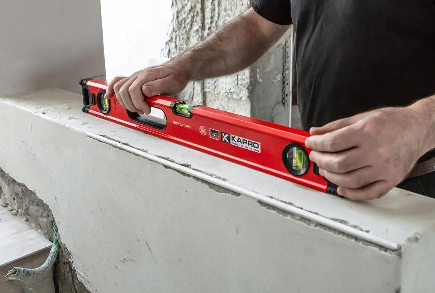 VESILOOD KAPRO 987XL SATURN 1000MM, 3 LIBELLI