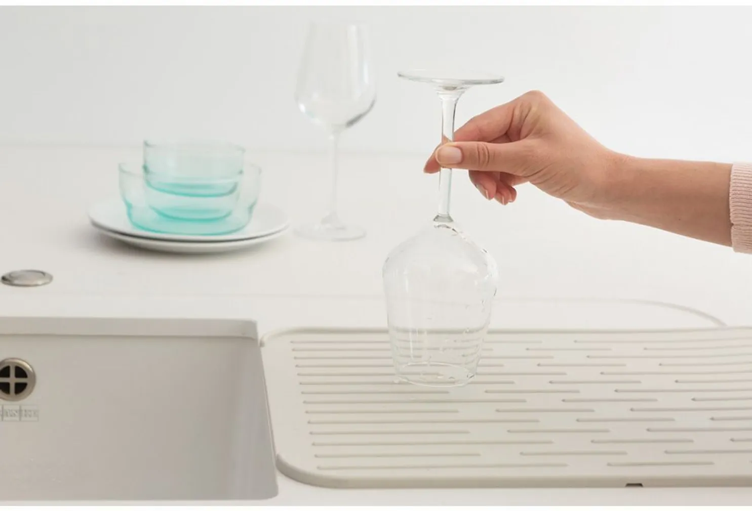 NÕUDEKUIVATUSMATT SILIKOONIST BRABANTIA HELEHALL