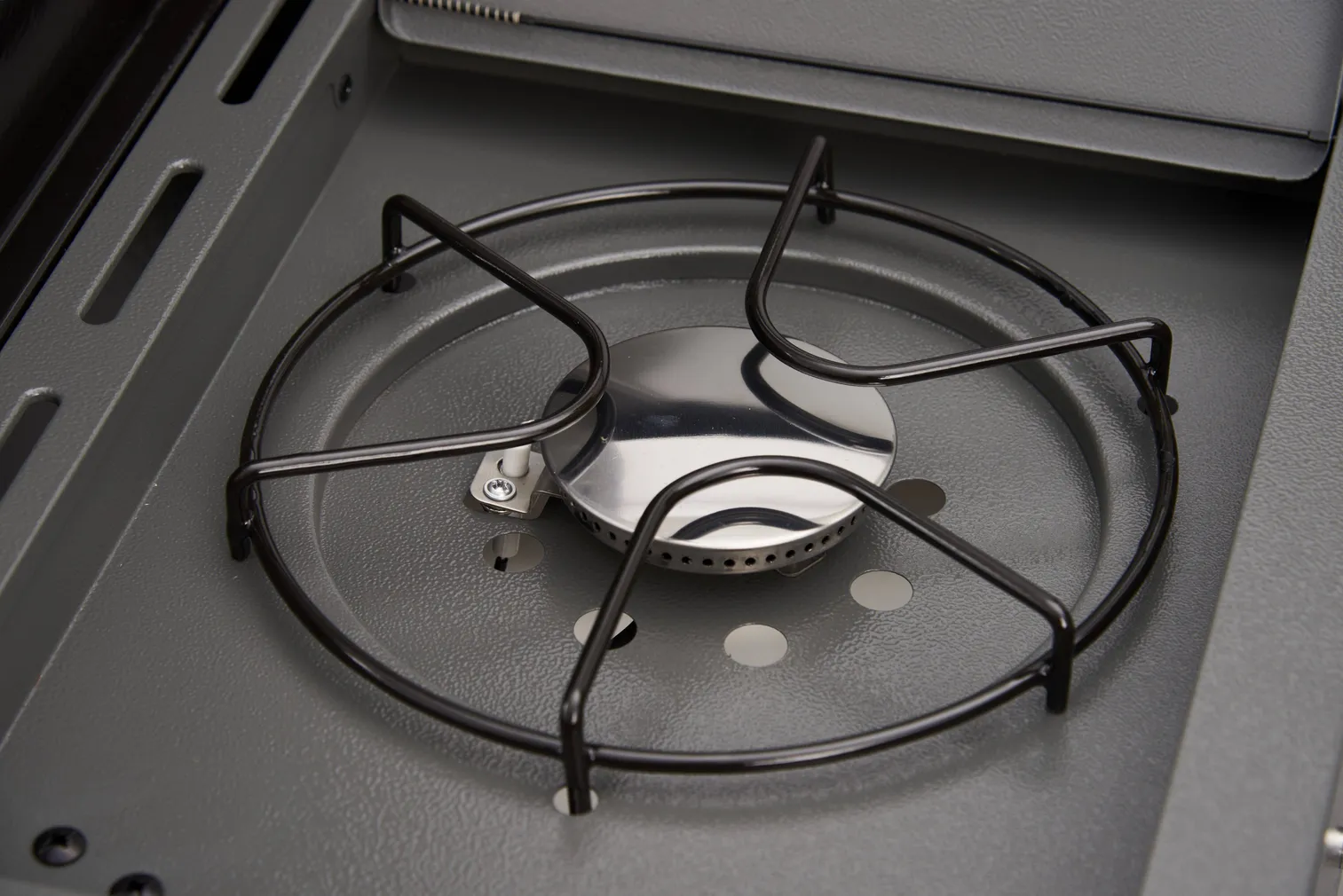 GAASIGRILL DANGRILL VALHAL 310 CS 3+1 +TASUTA GAASIREGULAATOR