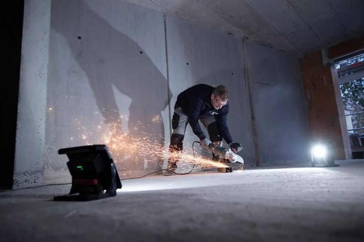 TÖÖVALGUSTI BRENNENSTUHL 40W 4500LM LED MULTY BATTERY IP65