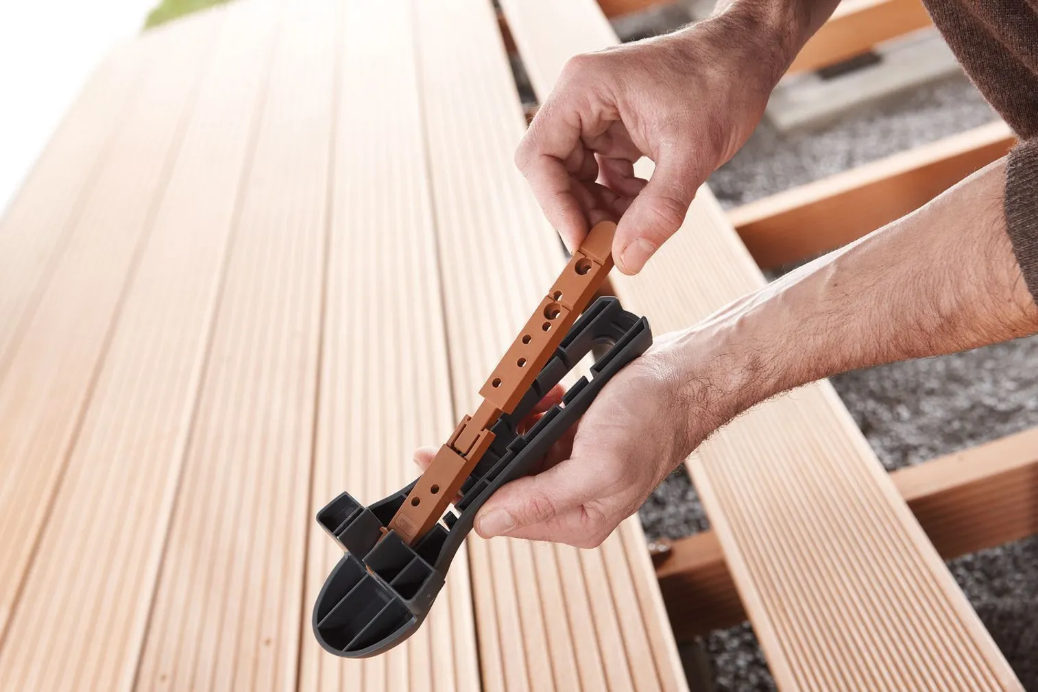 TERRASSILAUDADE PAIGALDAMISE STARDIKOMPLEKT WOLFCRAFT