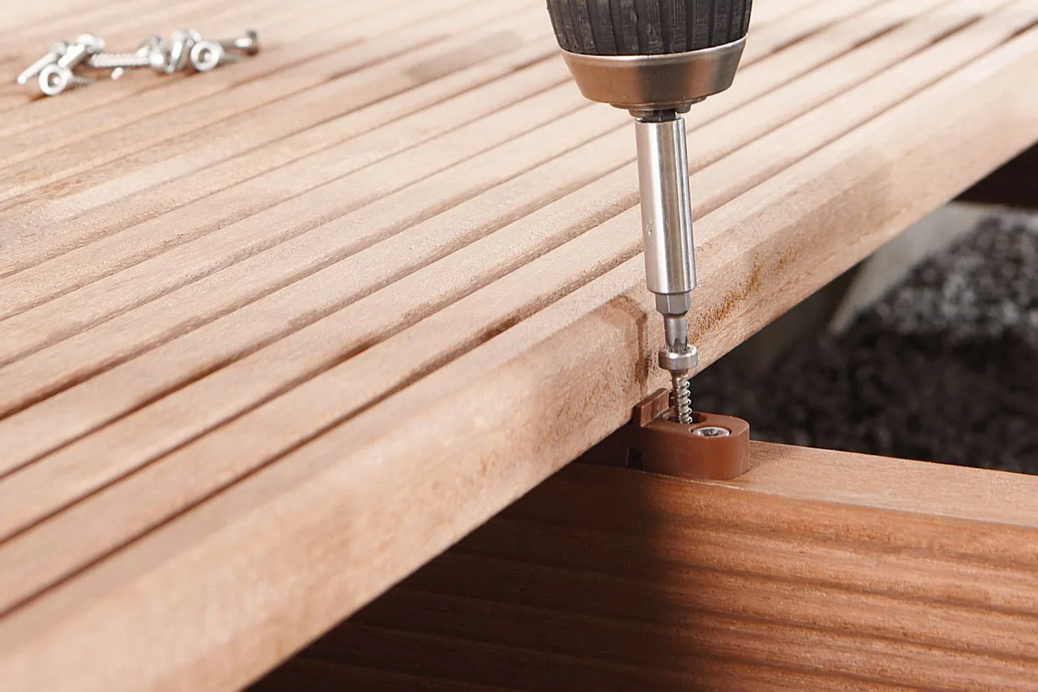 TERRASSILAUDADE PAIGALDAMISE STARDIKOMPLEKT WOLFCRAFT