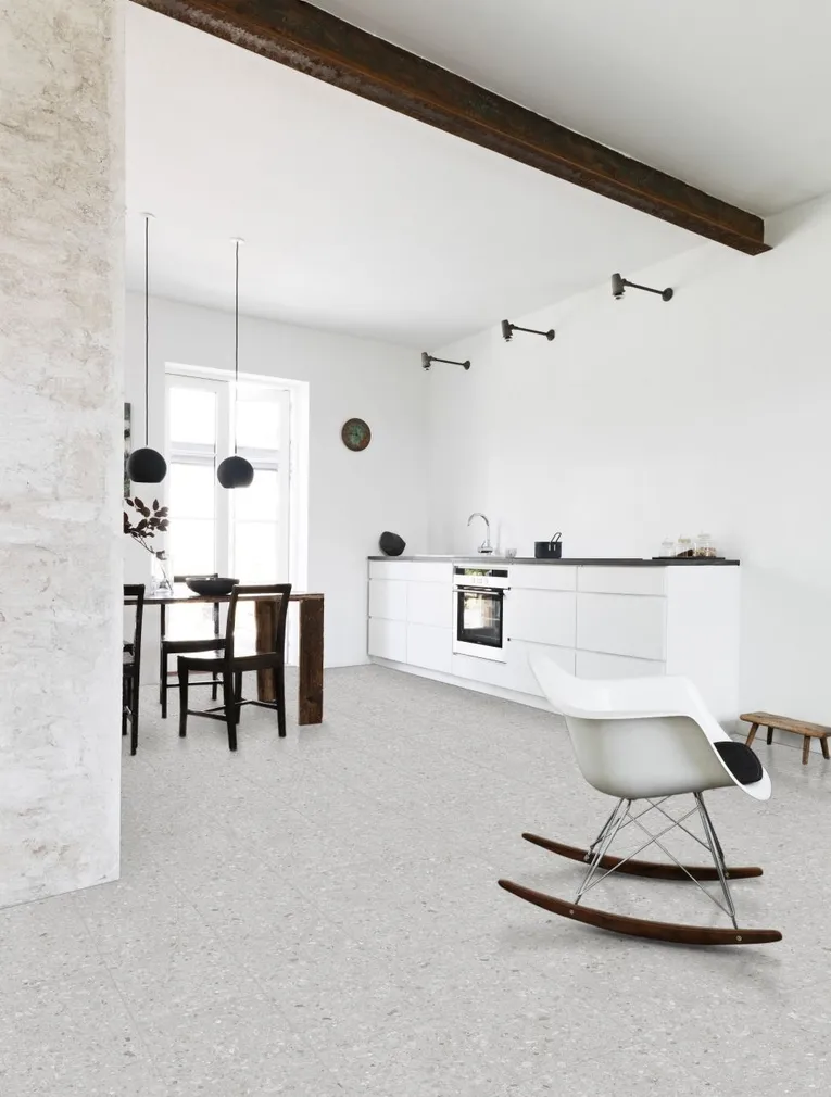 VINÜÜLPARKETT SPC 5MM SOLIDA ACOUSTIC MAGICA