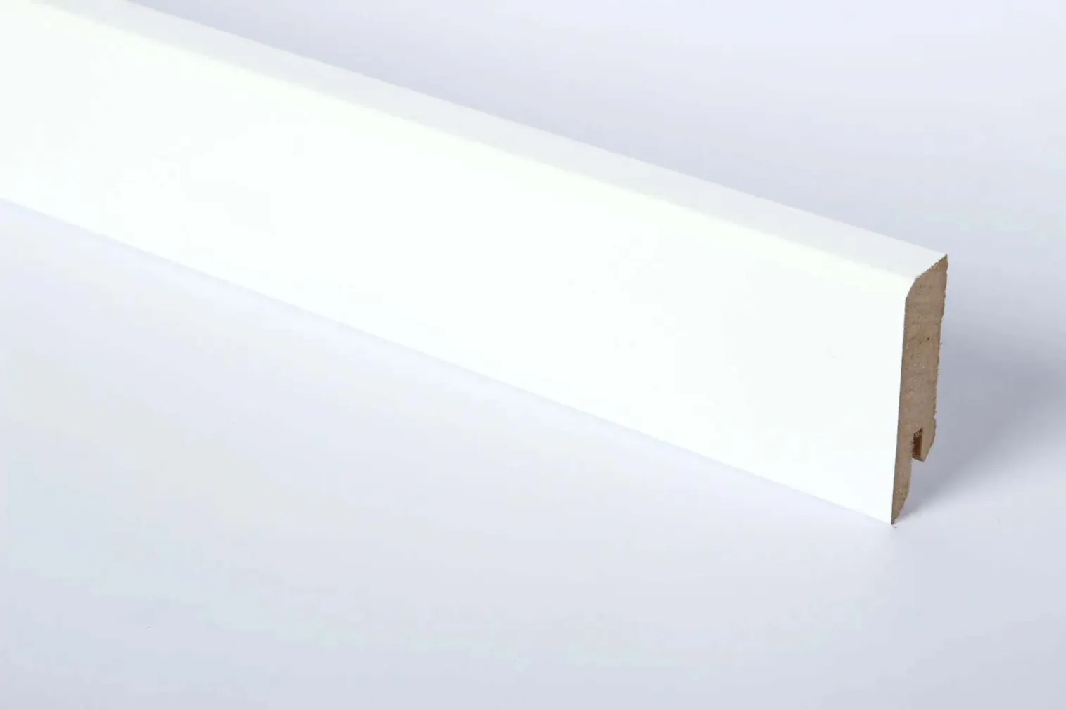 SOKLILIIST PEDROSS 6054 SILE VALGE ÜLEVÄRVITAV 15X50MM 2,4M MDF