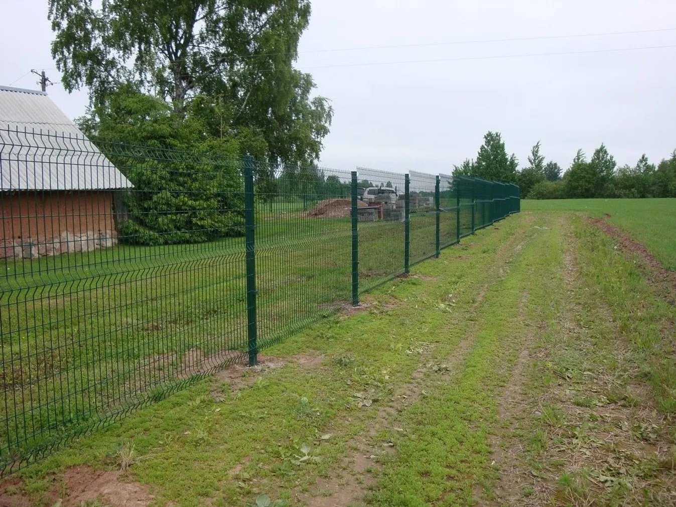 AIA KEEVISPANEEL 3D 50X200/4MM 1,03X2,5M RAL6005