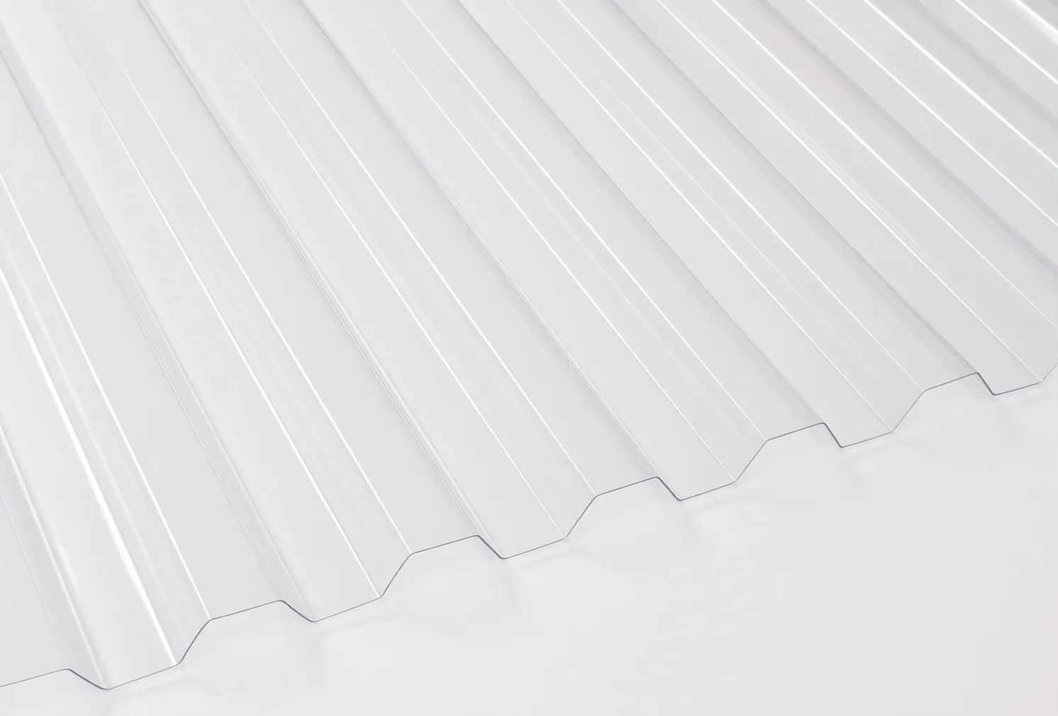 VALGUSPLAAT PVC 1,2X1020X3000MM KIRGAS TRAPETS 70/18