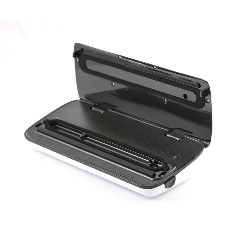 VAAKUMPAKENDAJA CAMRY CR 4470