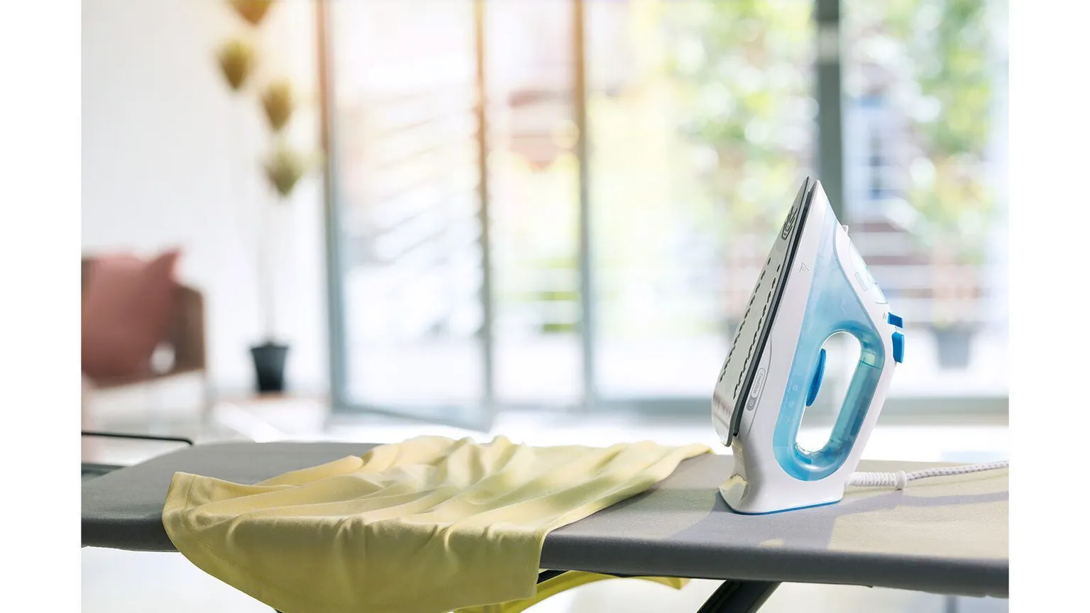 TRIIKRAUD BRAUN SERIES 3 SI3053BL 2400W