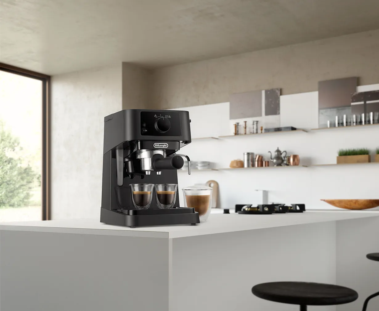 ESPRESSOMASIN DELONGHI STILOSA EC230.BK