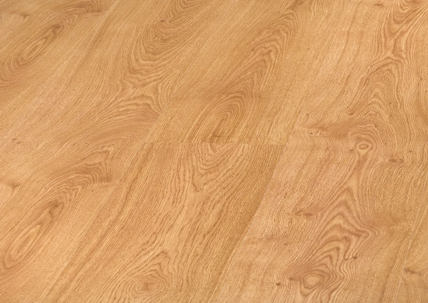 LAMINAATPARKETT SWISS KRONO MANOR 6MM, CL31, TAMM 2,93M² PAKIS