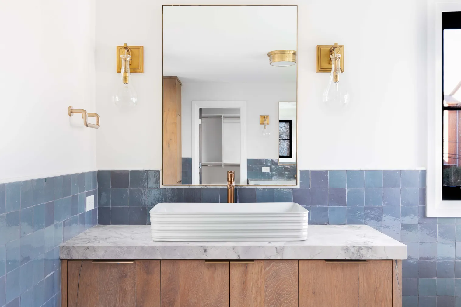 KÕRGE VALAMUSEGISTI INVENA GLAMOUR VASK