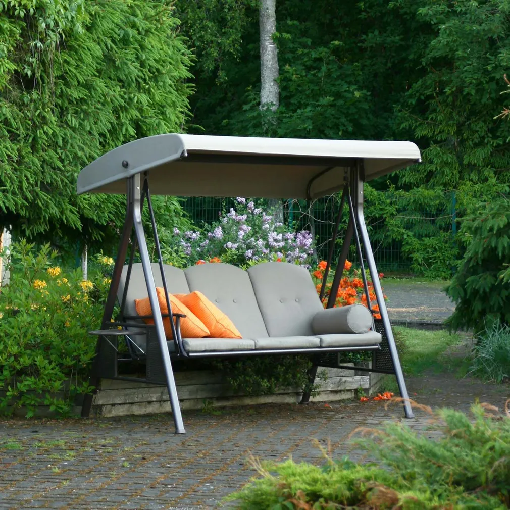 KIIK CAIRO 3-KOHALINE BEEŽ