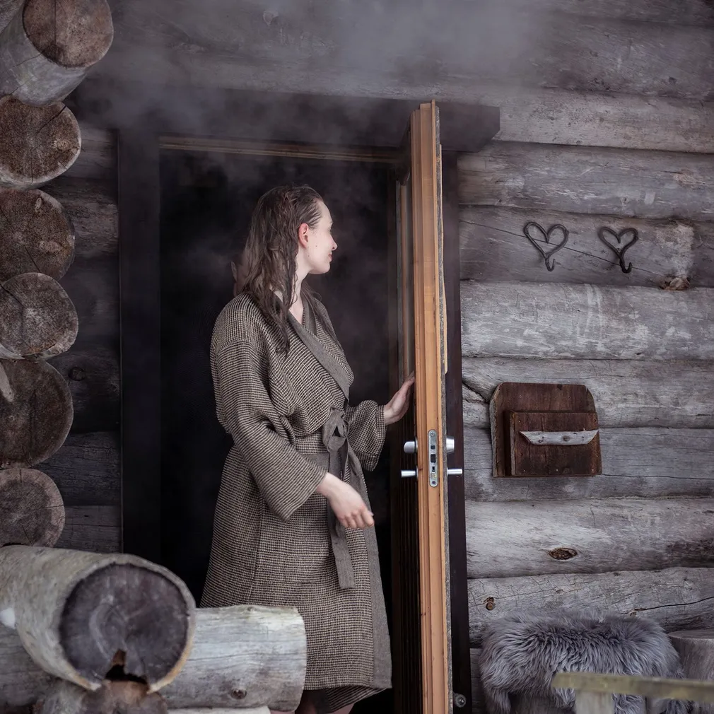 HOMMIKUMANTEL RENTO BROWN S/M