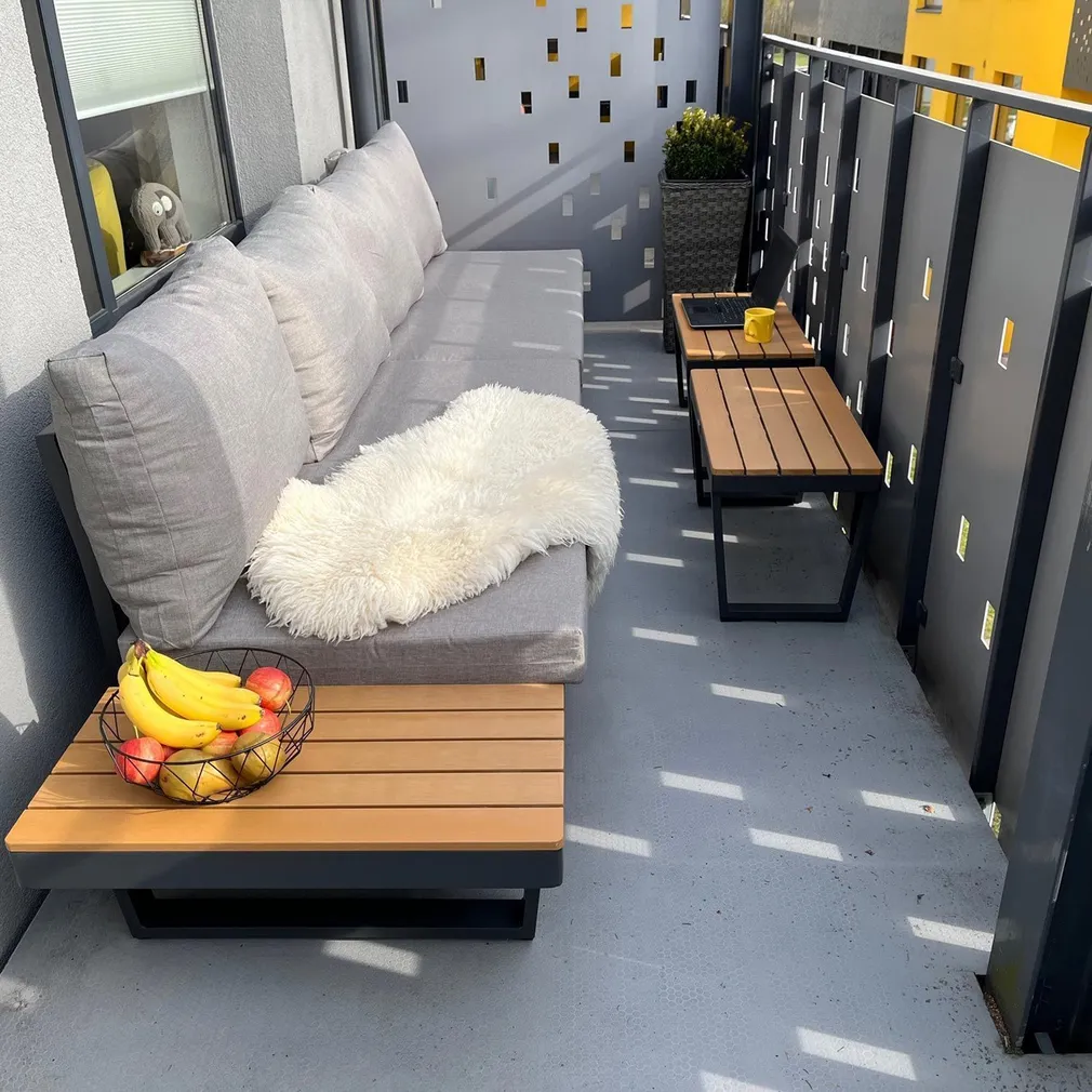 AIAMÖÖBLIKOMPLEKT MALTA MOODULDIIVAN, 2 LAUDA