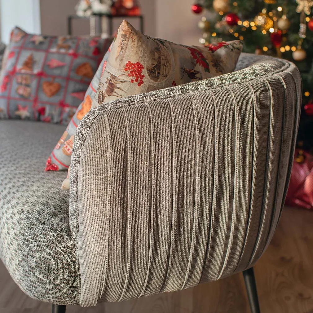 DIIVAN ACCENT 2-KOHALINE HALL