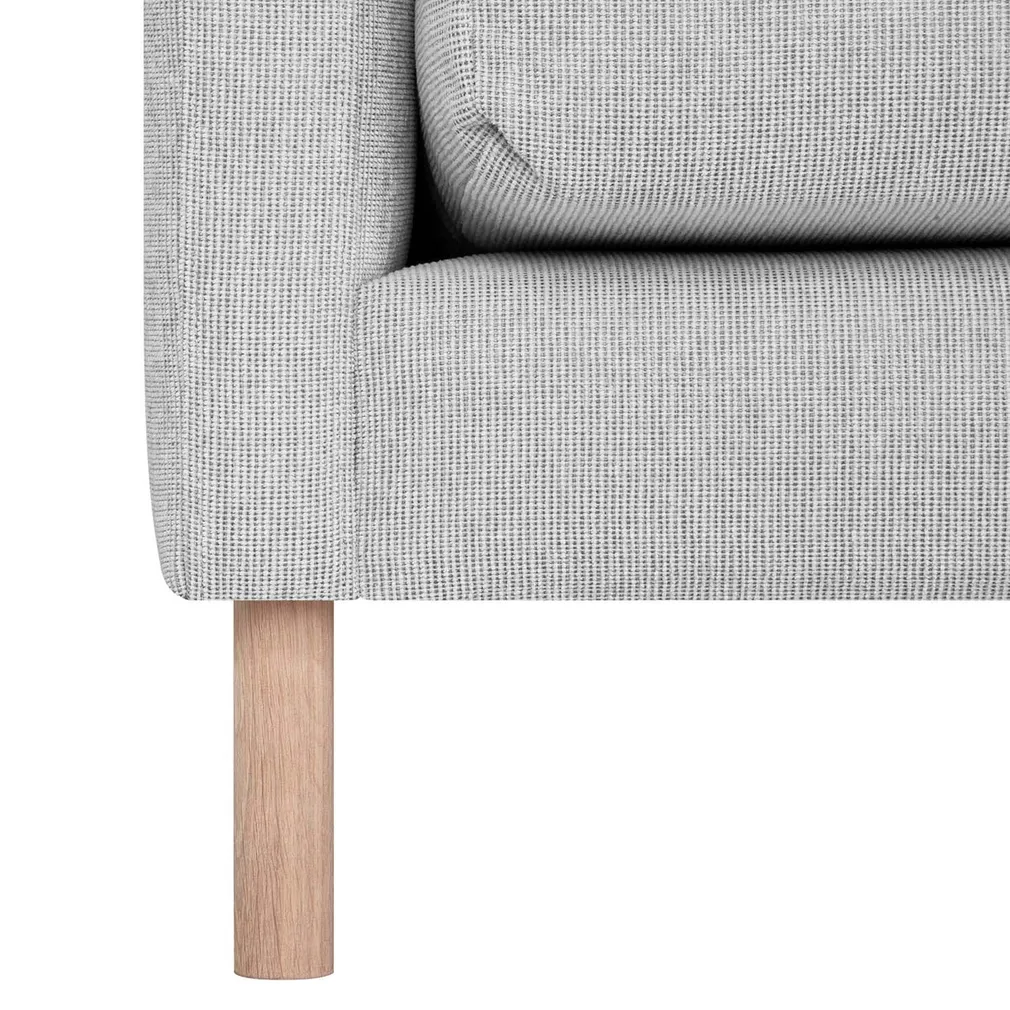 NURGADIIVAN LISANNA PN HALL