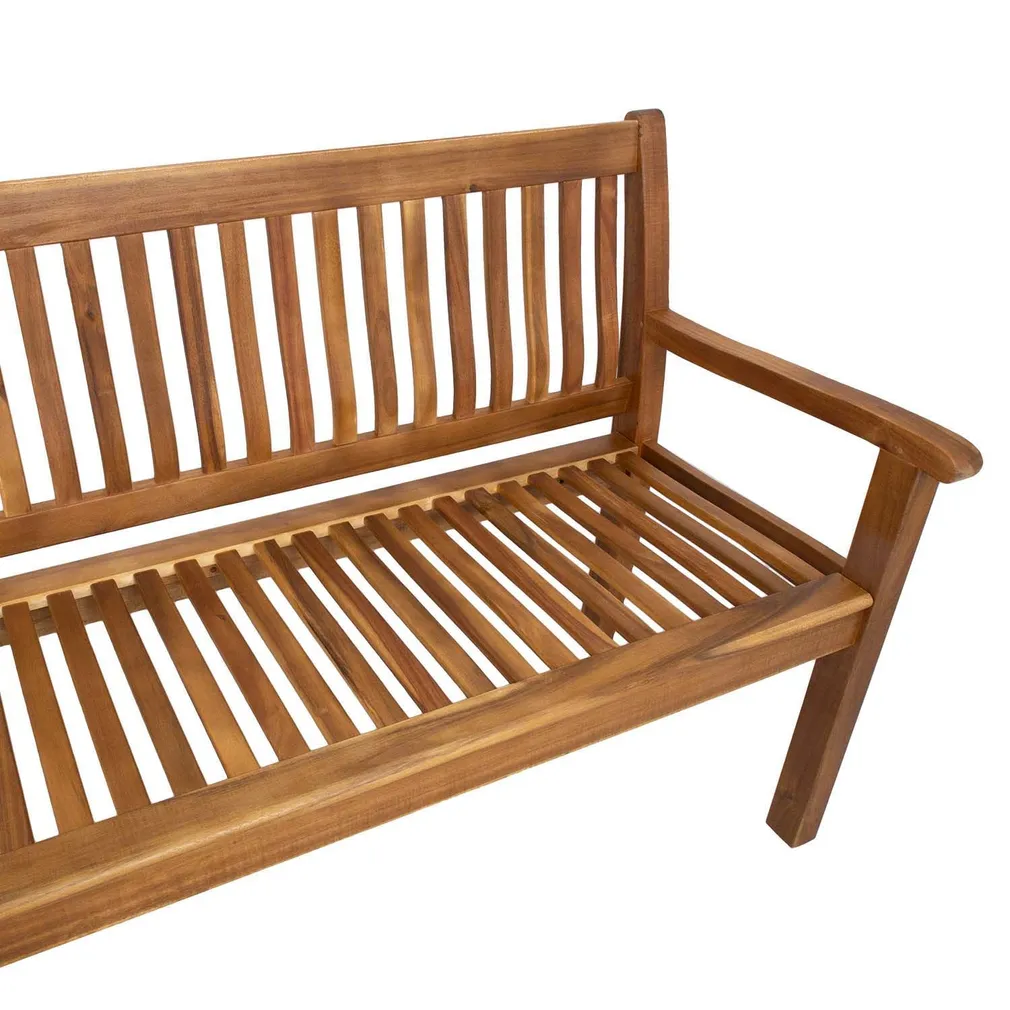 PINK FINLAY AKAATSIA