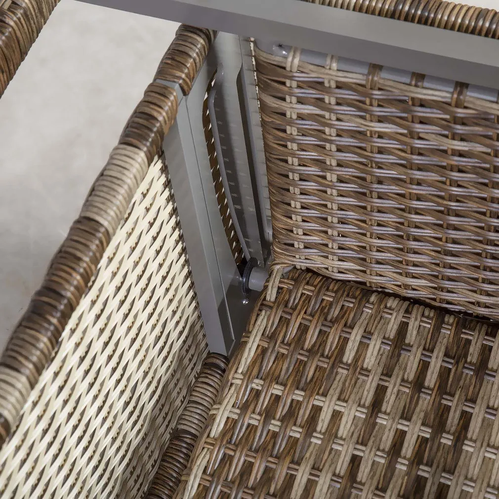 AIAMÖÖBLIKOMPLEKT ZURICH, NURGADIIVAN JA LAUD