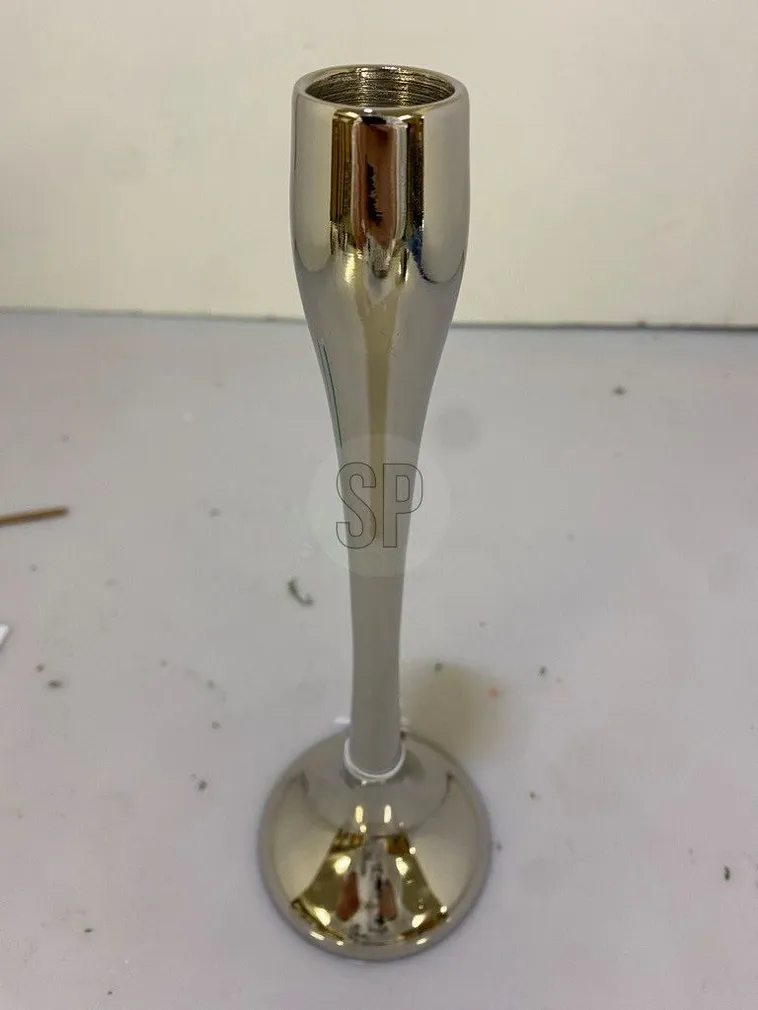 KÜÜNLAHOIDJA ALUMIINIUM 85X85X255MM HÕBE
