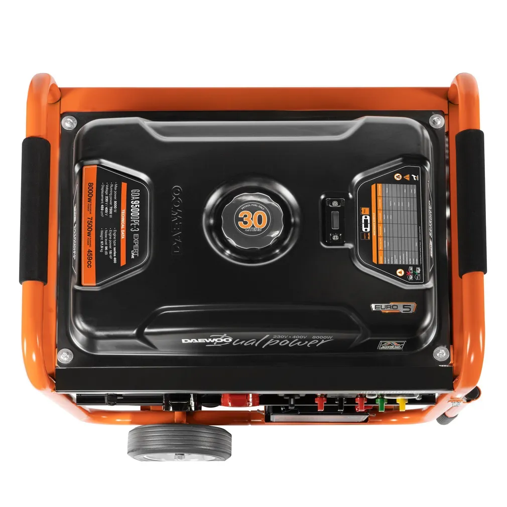 BENSIINIMOOTORIGA GENERAATOR DAEWOO GDA 9500DPE-3