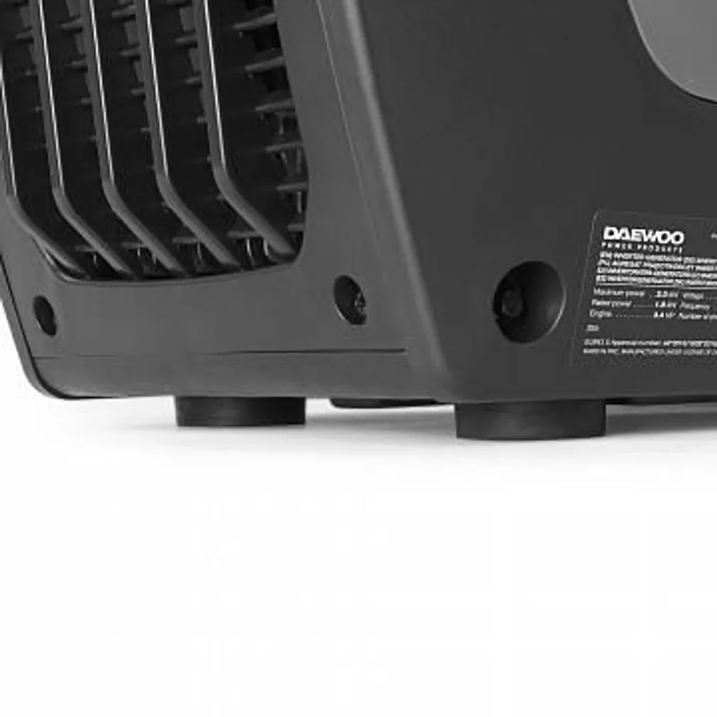 BENSIINIMOOTORIGA INVERTERGENERAATOR DAEWOO GDA 2500SI