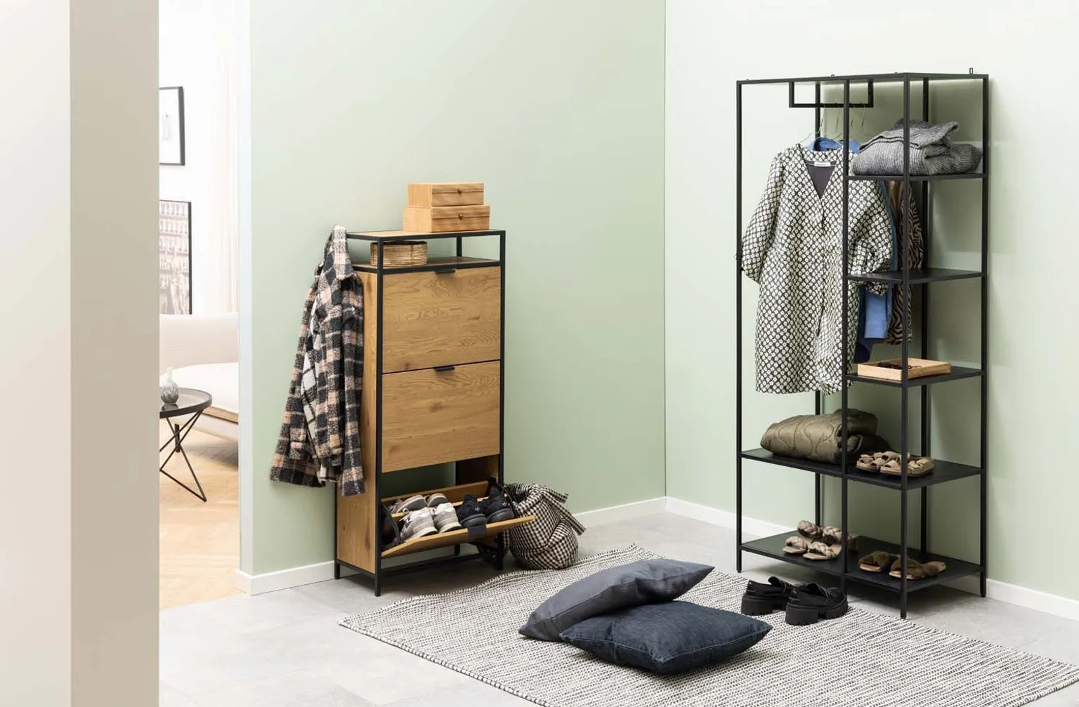 JALANÕUDEKAPP SEAFORD 56X30XH129CM, MUST