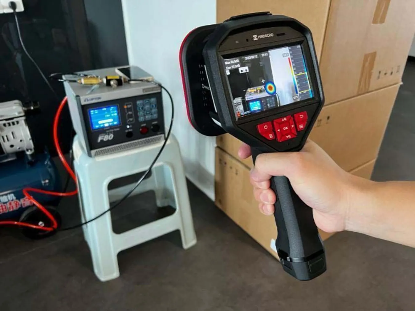 ULTRAHELI LOKAATOR-KAAMERA HIKMICRO AI56