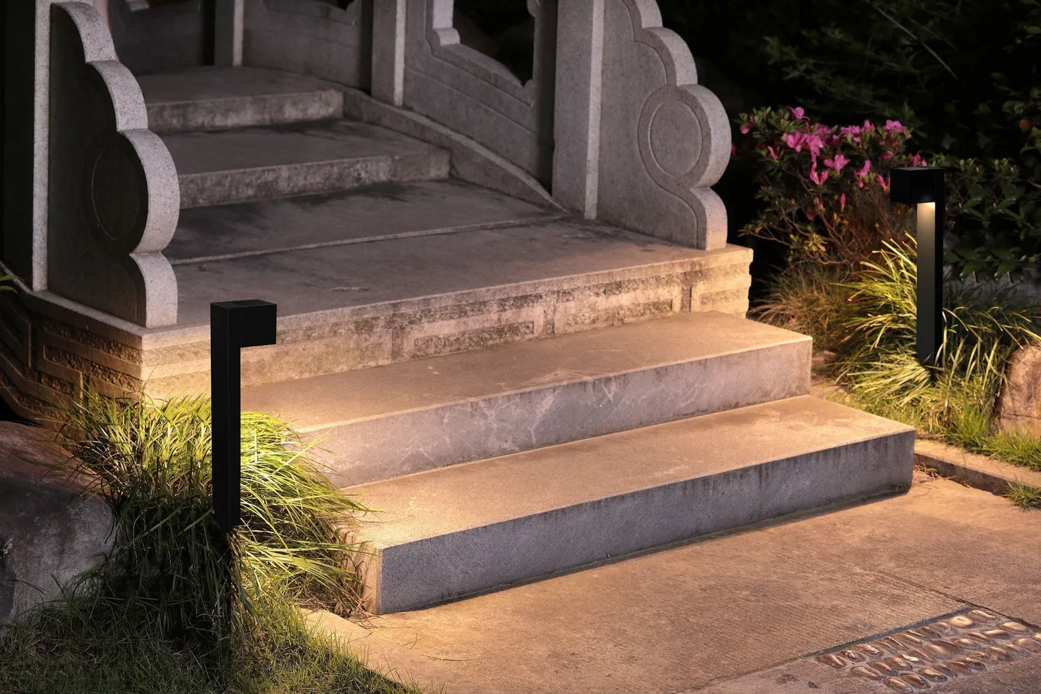 AIAVALGUSTI 4LM PÄIKESEPANEELIGA SOE VALGE 2TK