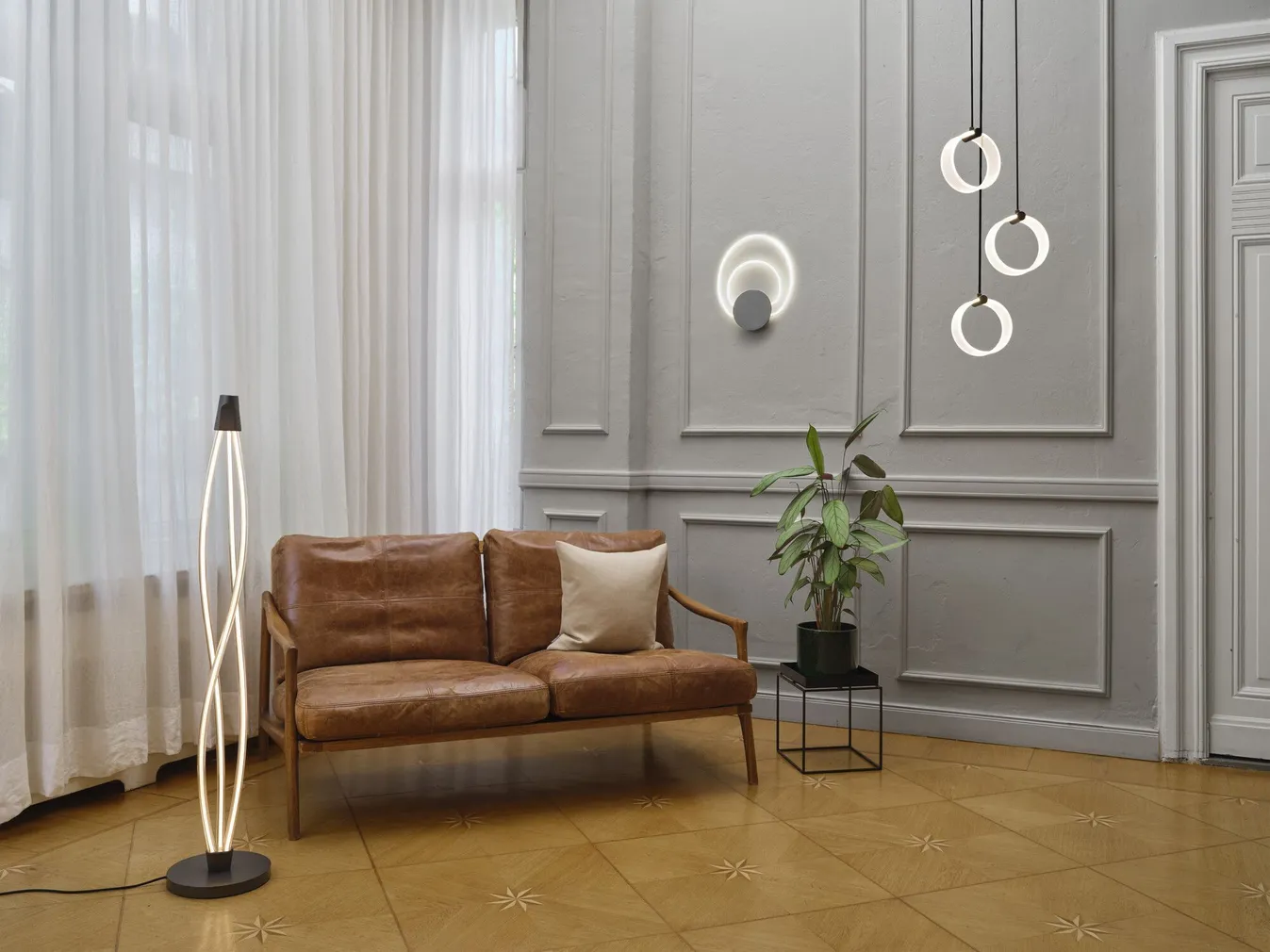 RIPPVALGUSTI LEDVANCE CIRCLE 3X PL 20W CCT MUST